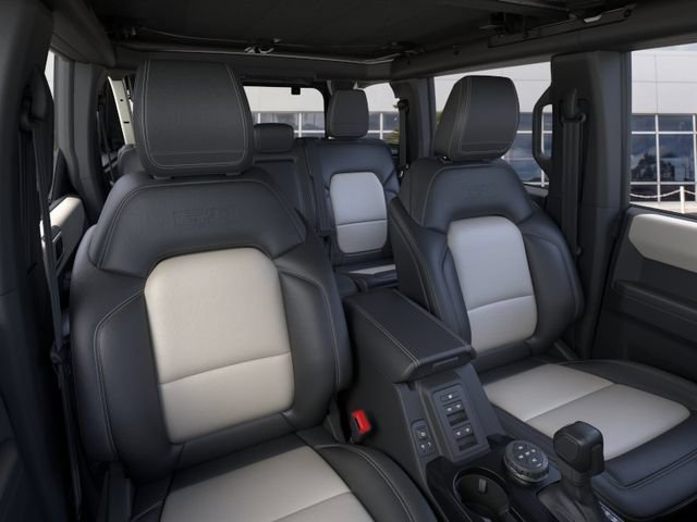 New 2026 Ford Bronco Outer Banks w/ Sasquatch Package AWD/4WD image 10