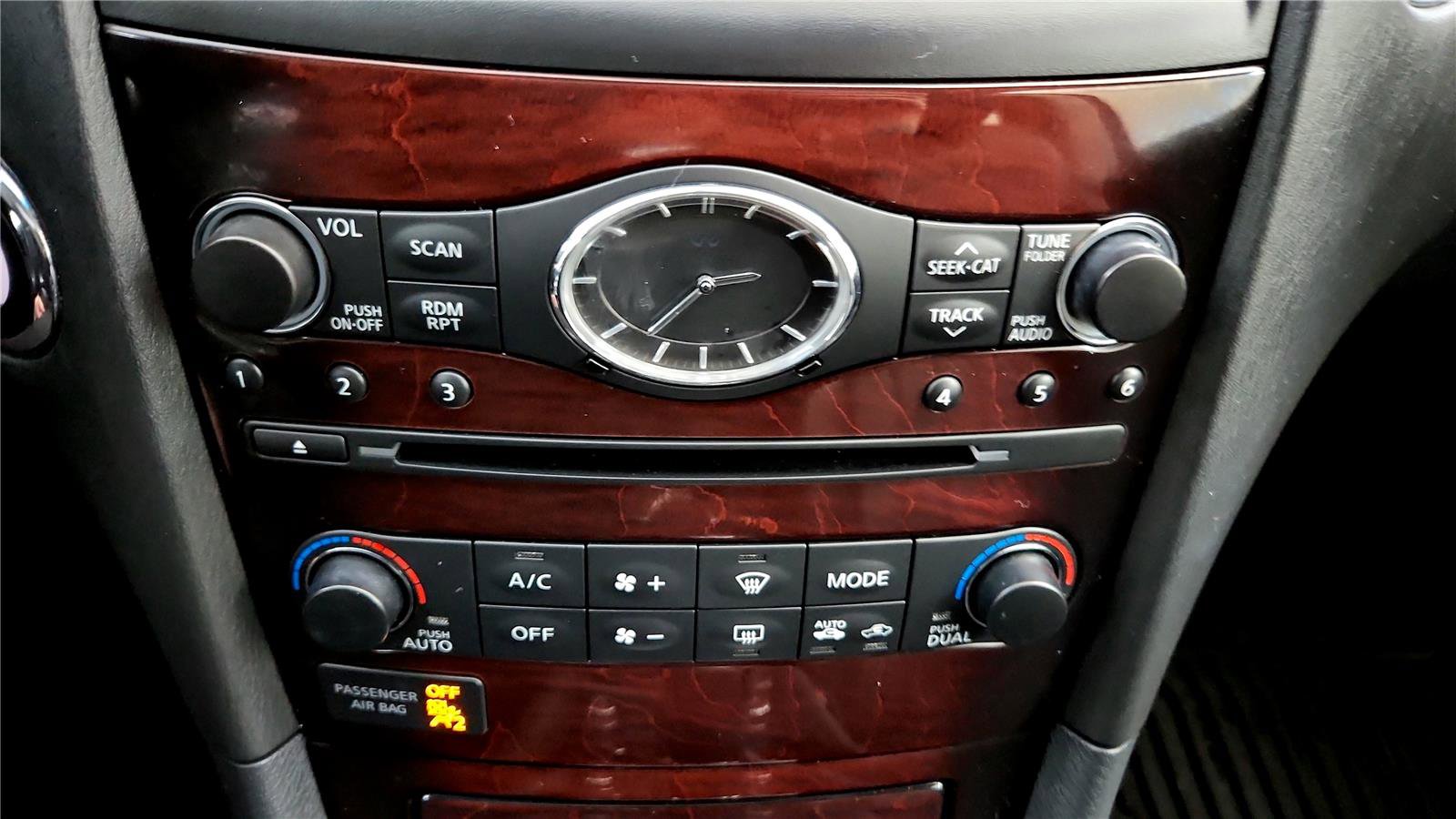 Used 2017 INFINITI QX50 AWD w/ Premium Plus Package image 35