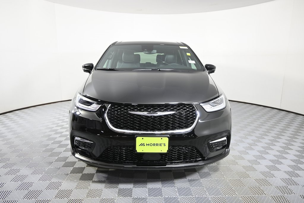 New 2026 Chrysler Pacifica Select image 10