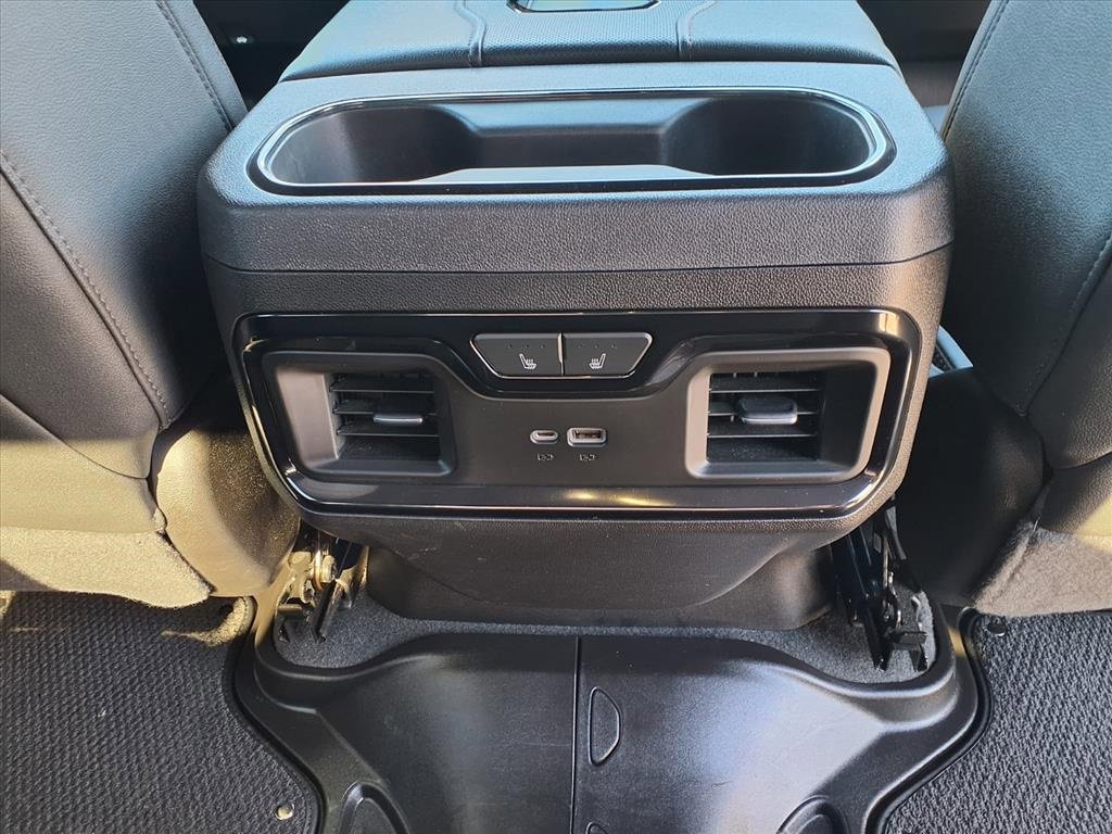 Used 2022 GMC Sierra 1500 AT4 w/ Sierra Safety Plus Package image 18