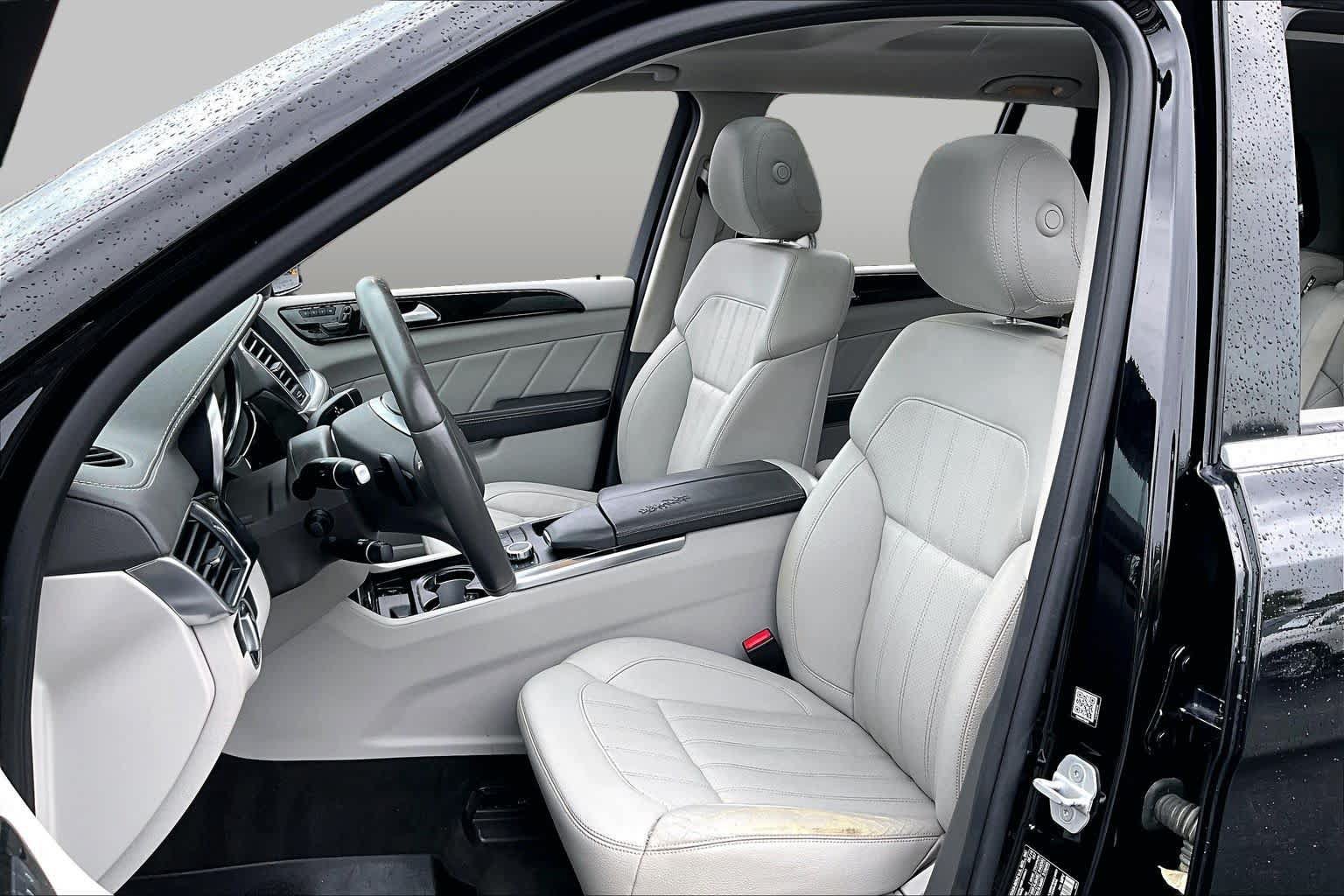 Used 2015 Mercedes-Benz GL 450 4MATIC image 8