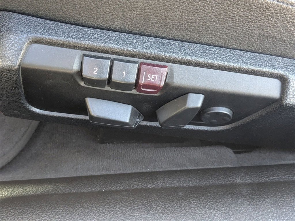 Used 2015 BMW 435i xDrive Convertible image 16