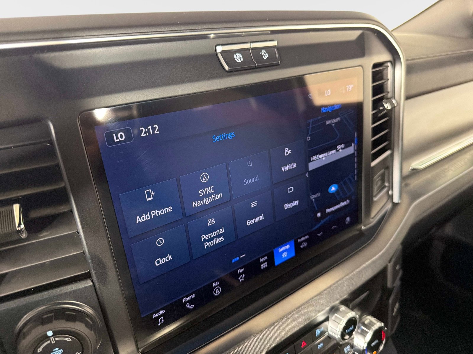 Used 2025 Ford F250 Platinum AWD/4WD image 45