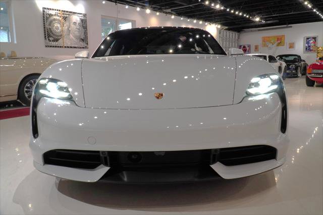 Used 2024 Porsche Taycan Turbo image 4