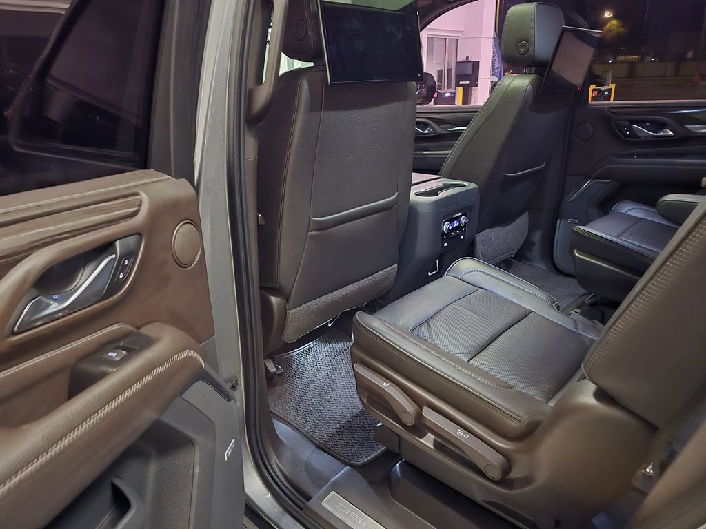Used 2021 GMC Yukon Denali AWD/4WD image 32