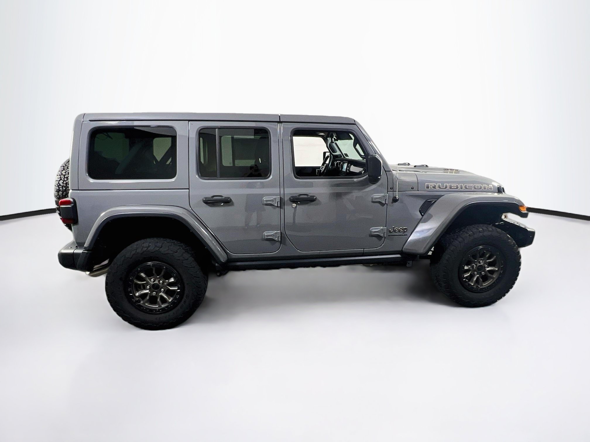 Used 2023 Jeep Wrangler Unlimited Rubicon 392 w/ Trailer Tow Package AWD/4WD image 4