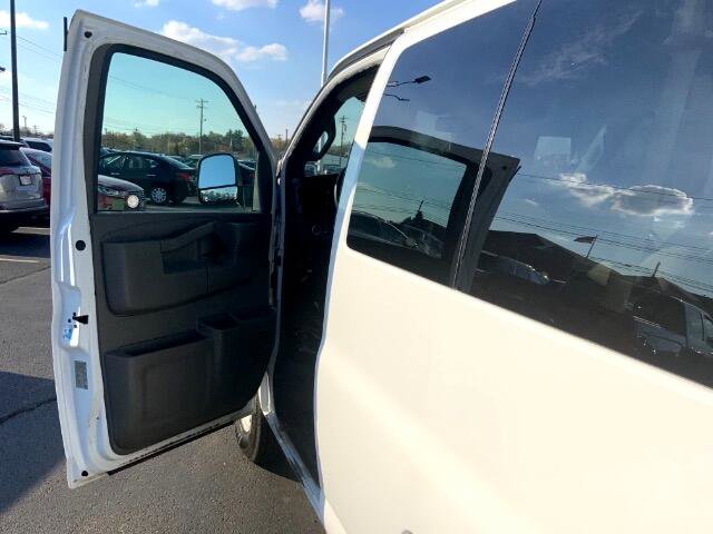 Used 2018 Chevrolet Express 3500 LT w/ LT Preferred Equipment Group RWD image 22