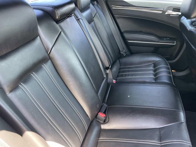 Used 2022 Chrysler 300 S w/ Safetytec Plus Group RWD image 34