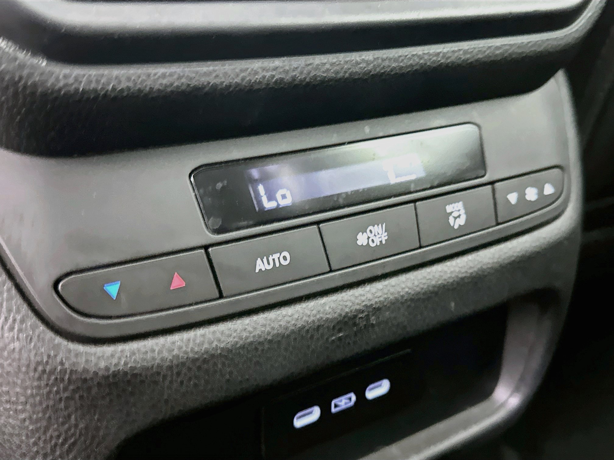 Used 2025 Honda Pilot Touring image 28
