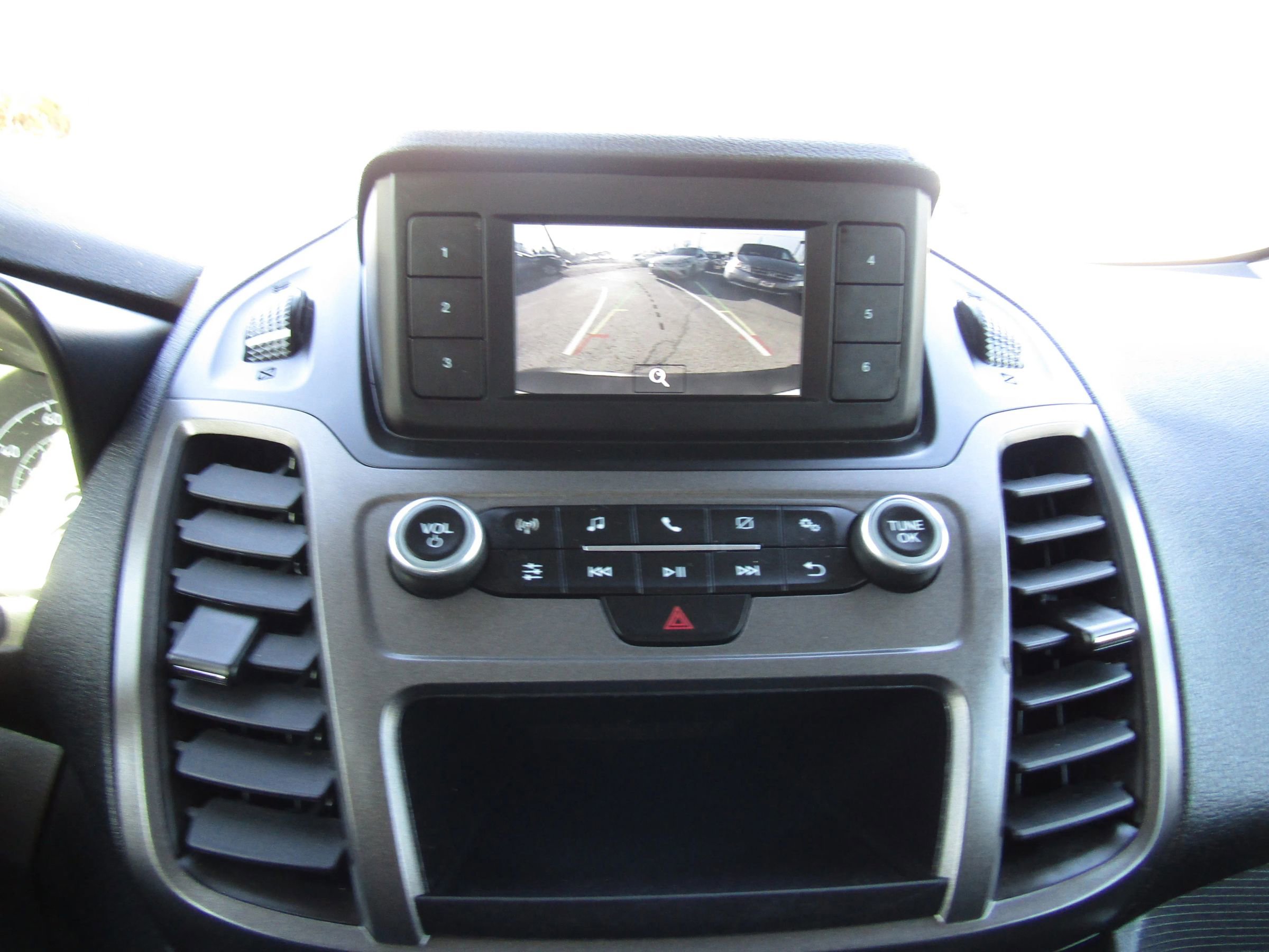 Used 2022 Ford Transit Connect XL image 24
