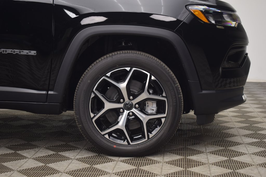 New 2026 Jeep Compass Limited AWD/4WD image 7