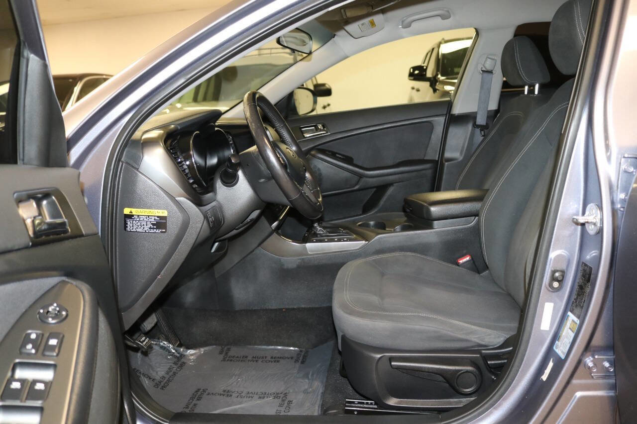 Used 2012 Kia Optima Hybrid FWD image 14