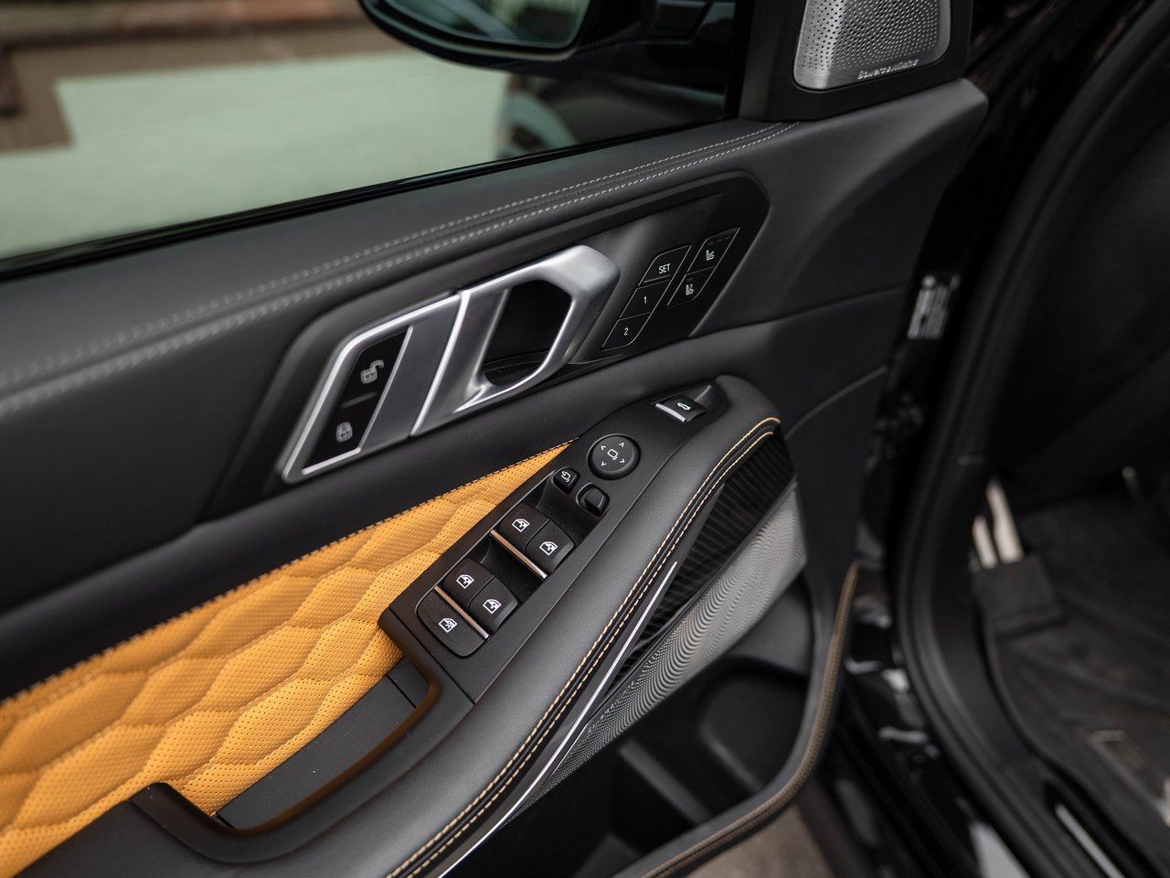 Used 2023 BMW X5 M Competition w/ Competition Package image 27