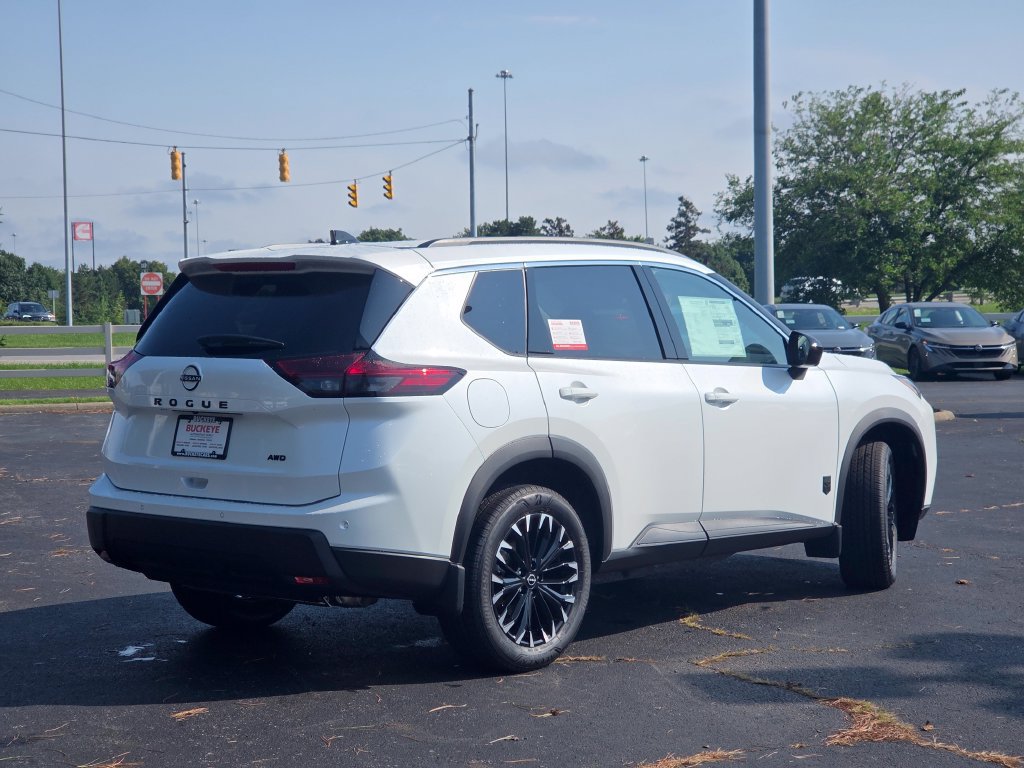 New 2026 Nissan Rogue Dark Armor AWD/4WD image 27