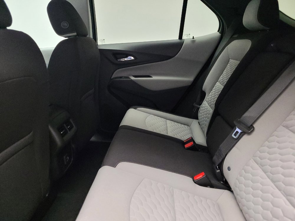 Used 2021 Chevrolet Equinox LT image 18