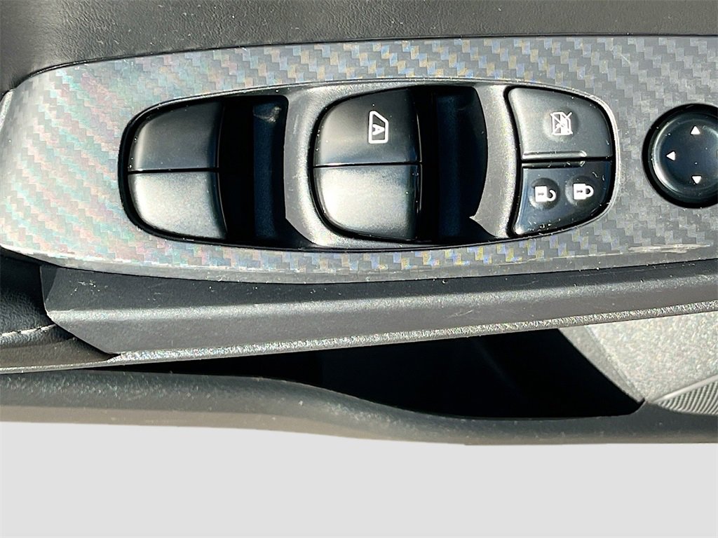 Used 2023 Nissan Sentra SV w/ Trunk Package image 17