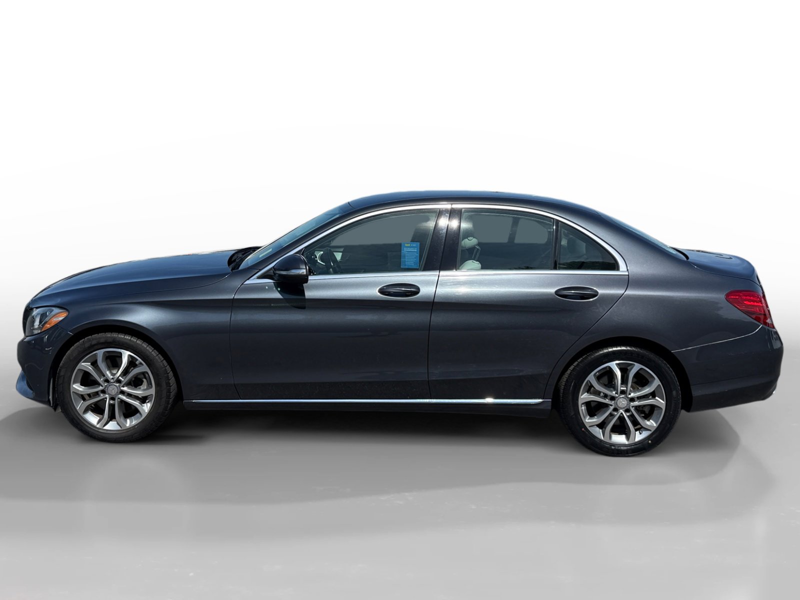 Used 2015 Mercedes-Benz C 300 Sedan image 2