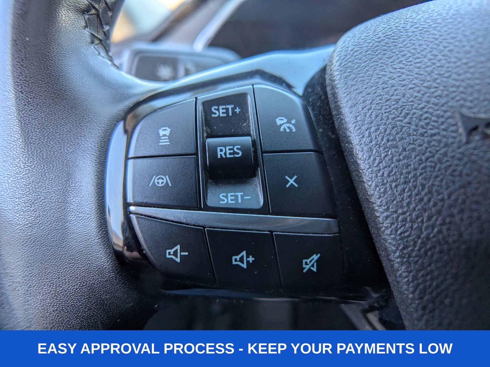 Used 2022 Ford Escape Titanium w/ Class II Trailer Tow Package image 31