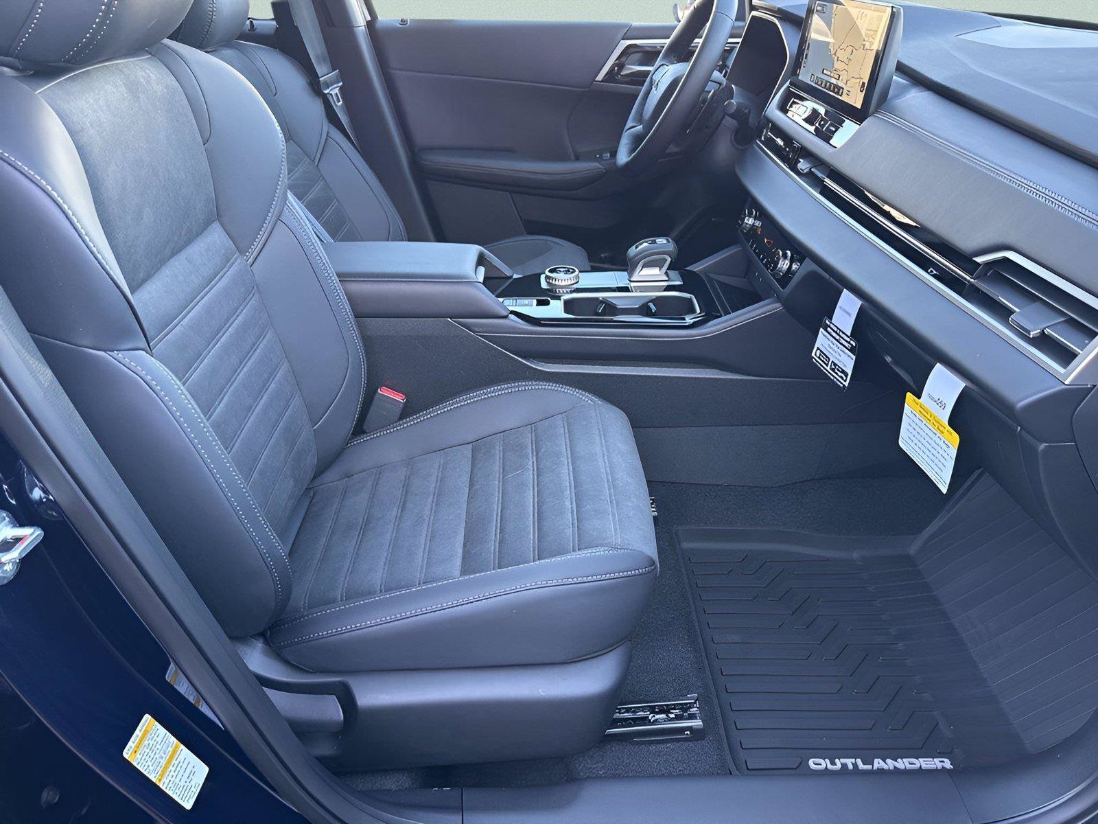New 2026 Mitsubishi Outlander SE FWD image 25