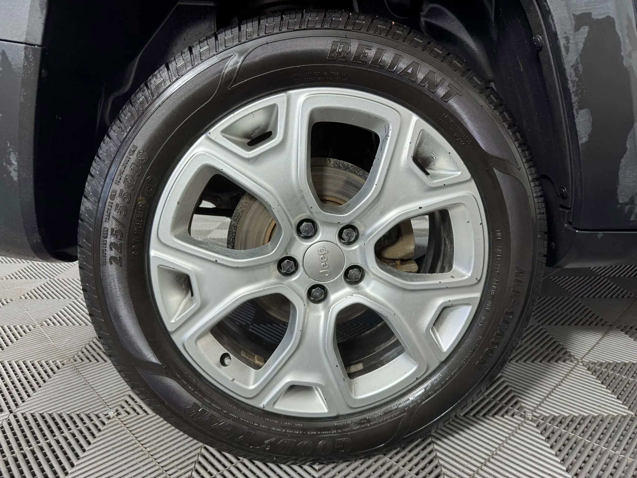 Used 2019 Jeep Renegade Limited w/ UConnect 8.4 Nav Group image 44