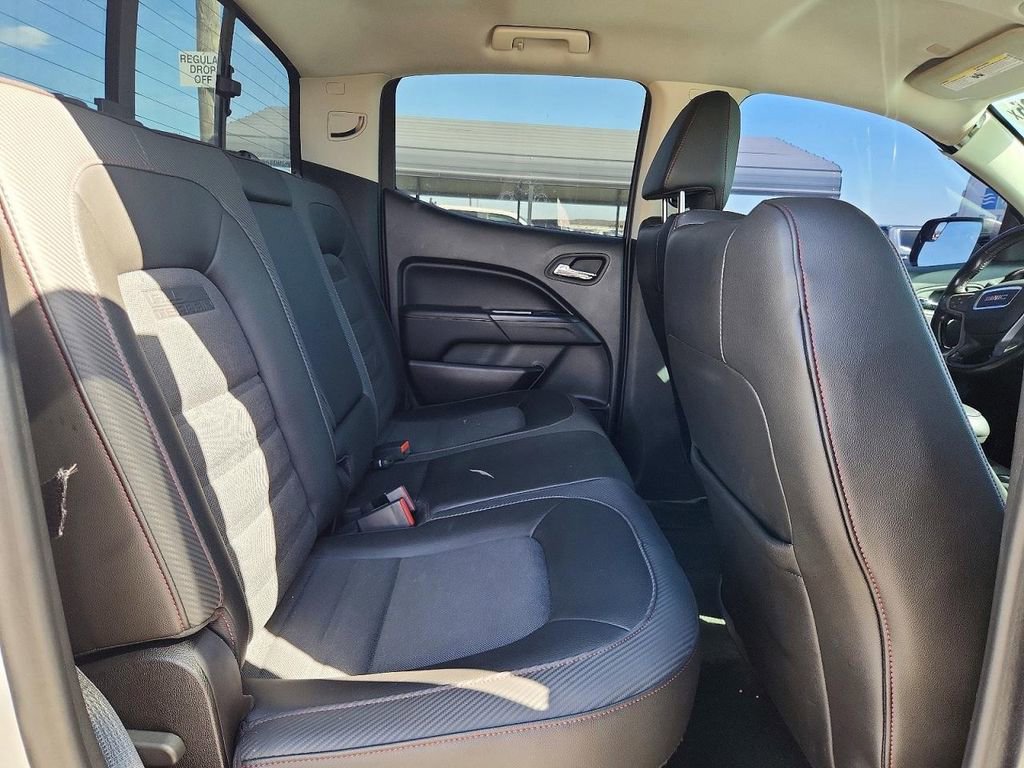 Used 2016 GMC Canyon SLE w/ All Terrain Package AWD/4WD image 7