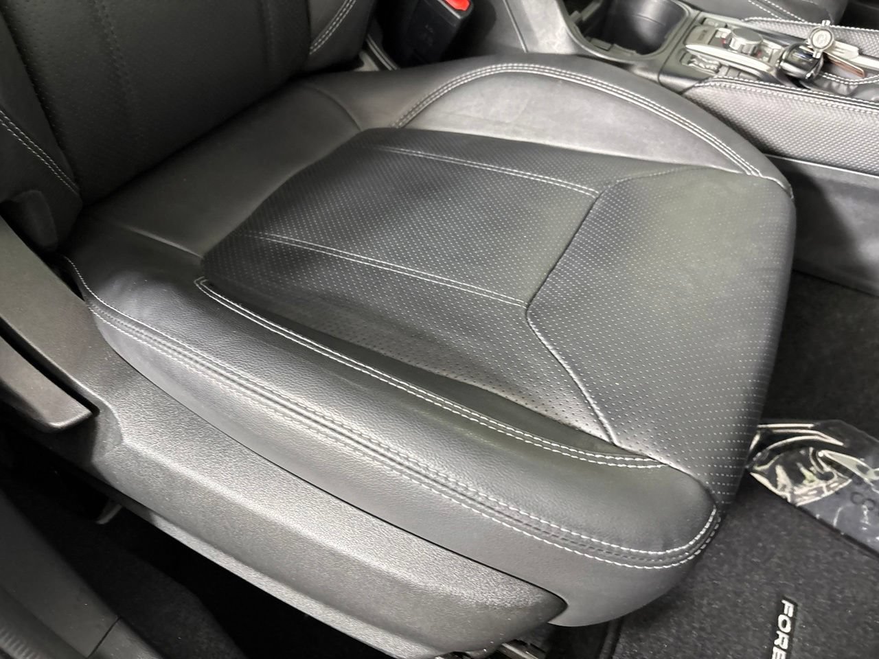 Used 2020 Subaru Forester Limited w/ Popular Package #3 AWD/4WD image 32