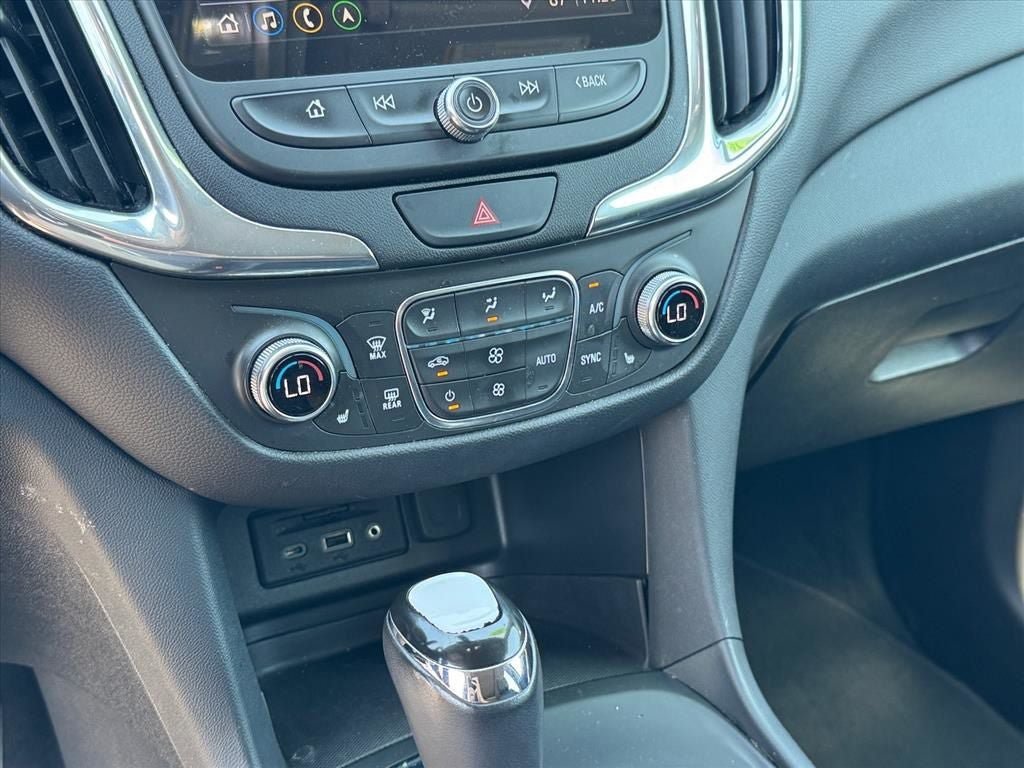 Used 2019 Chevrolet Equinox LT w/ Sun & Navigation Package AWD/4WD image 27