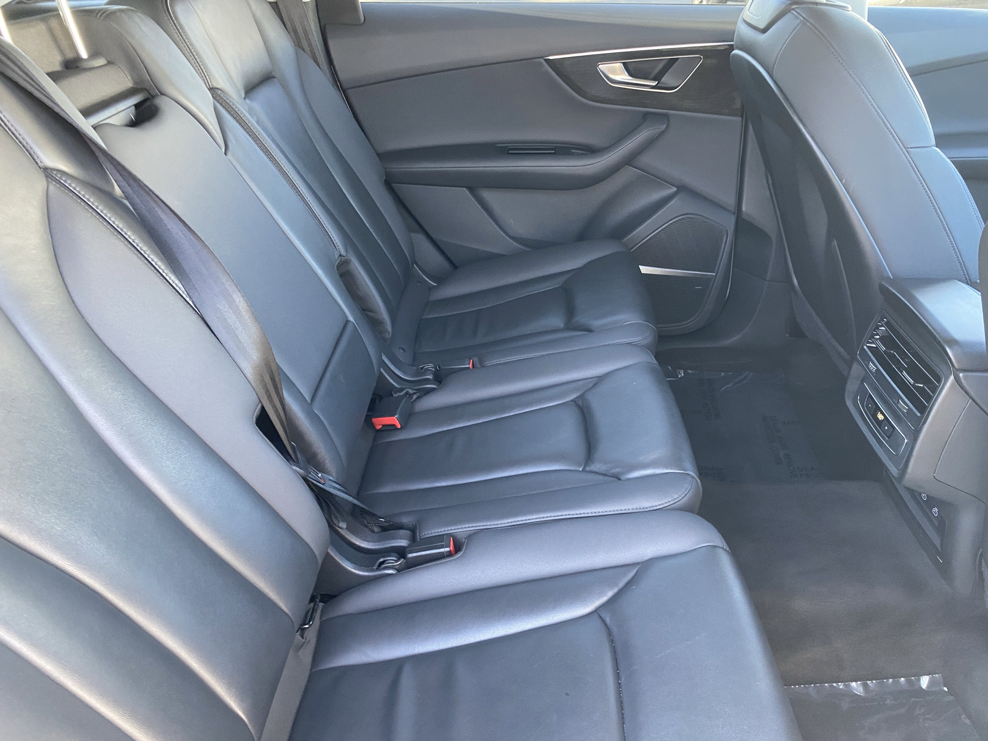Used 2023 Audi Q7 3.0T Premium Plus image 11