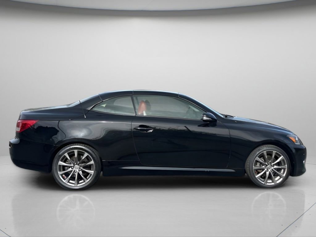 Used 2014 Lexus IS 250C w/ Luxury Package RWD image 3