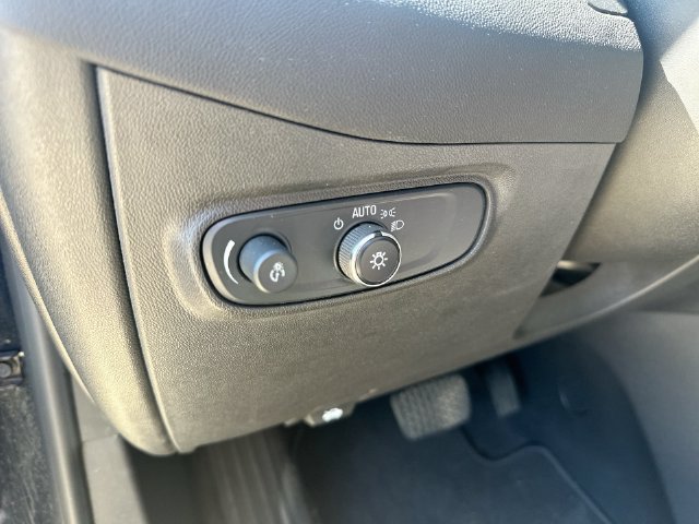 Used 2021 Chevrolet Equinox LT FWD image 49