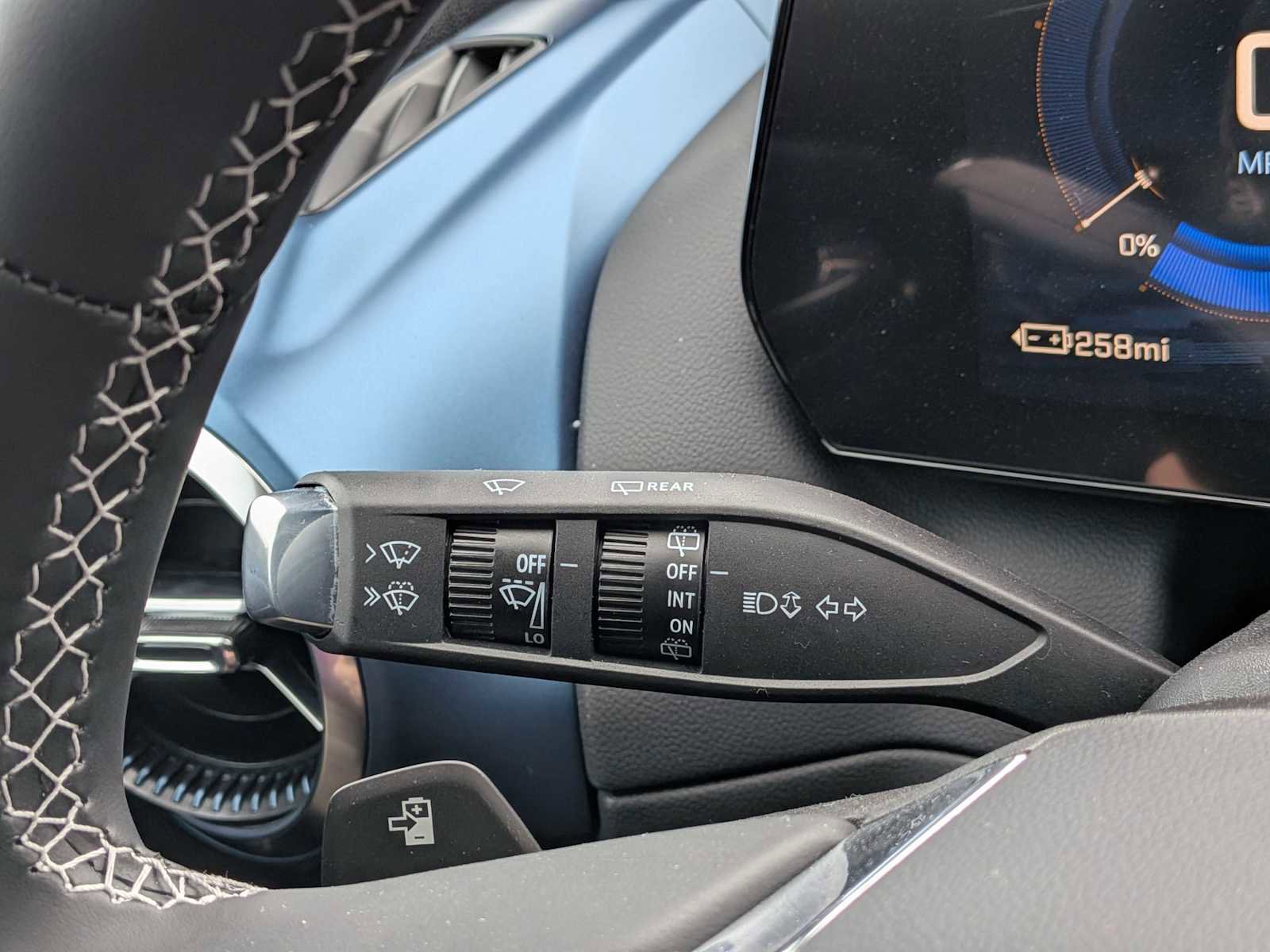 New 2026 Chevrolet Equinox EV LT image 25