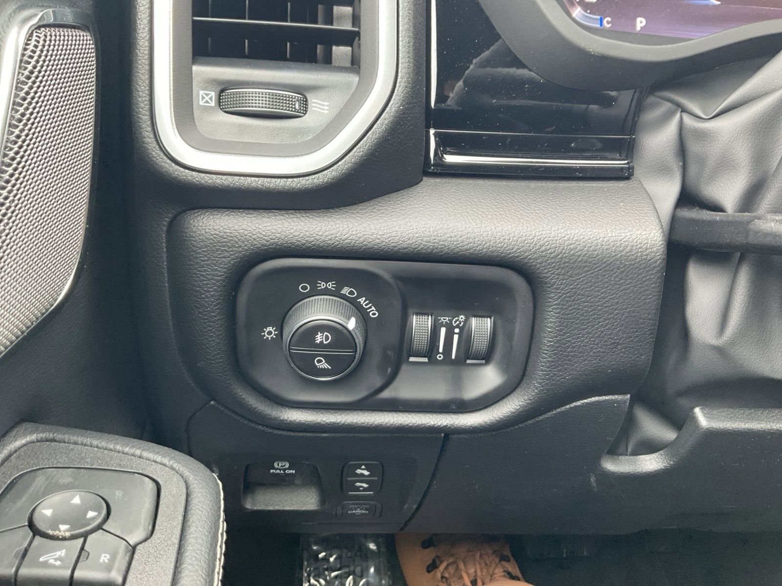 New 2026 RAM 1500 Laramie image 25