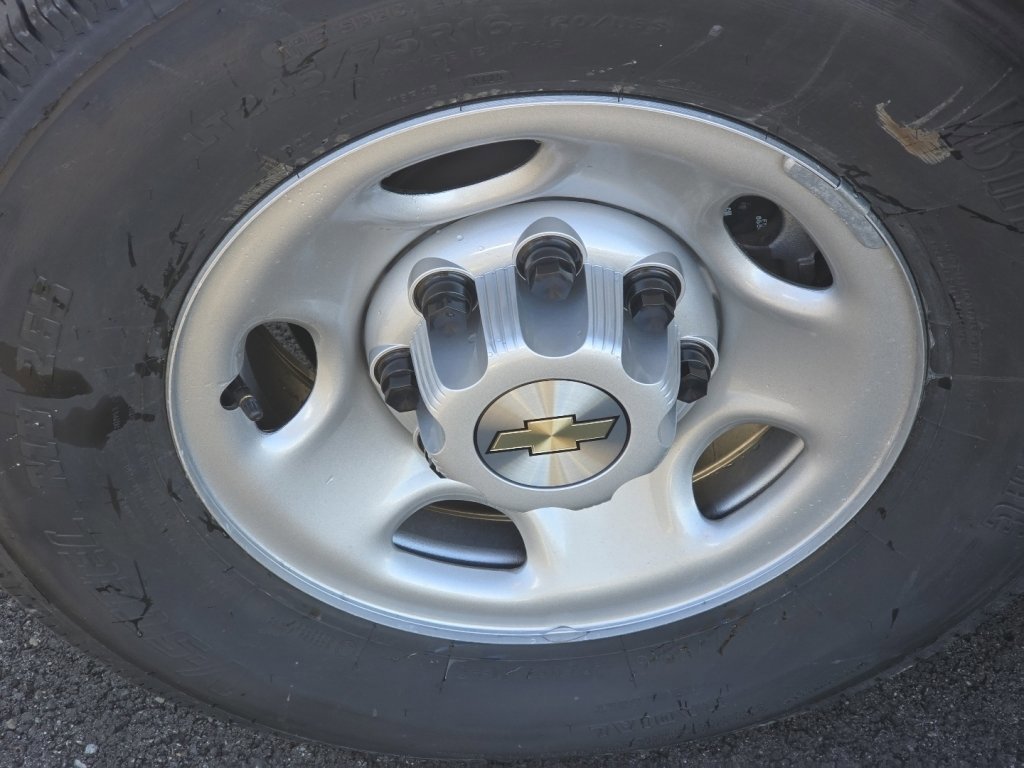 New 2026 Chevrolet Express 2500 Extended w/ Driver Convenience Package image 18