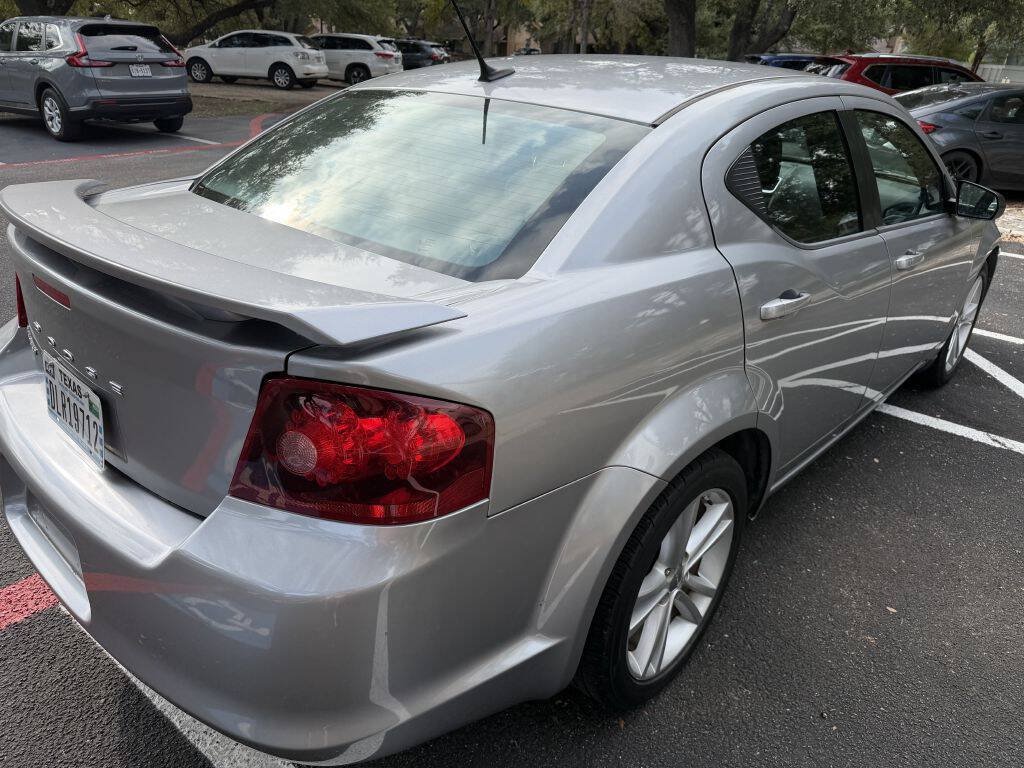 Used 2014 Dodge Avenger SE w/ Rallye Appearance Group FWD image 4