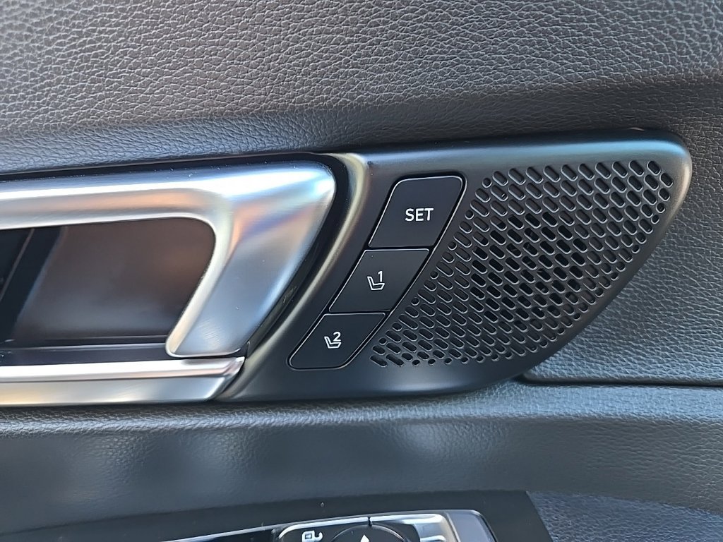 Used 2021 Kia Telluride SX w/ SX Prestige Package AWD/4WD image 23