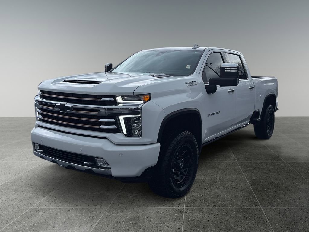 Used 2021 Chevrolet Silverado 3500 High Country w/ Z71 Off-Road Package image 3