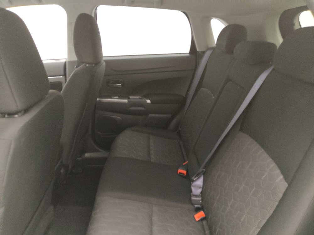 Used 2021 Mitsubishi Outlander Sport SE FWD image 18