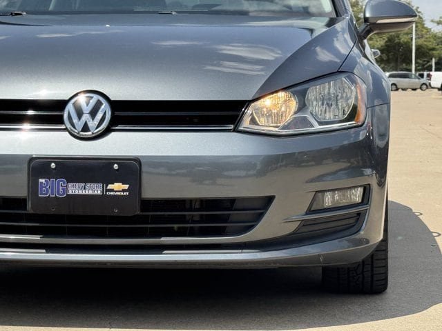Used 2017 Volkswagen Golf SE FWD image 10