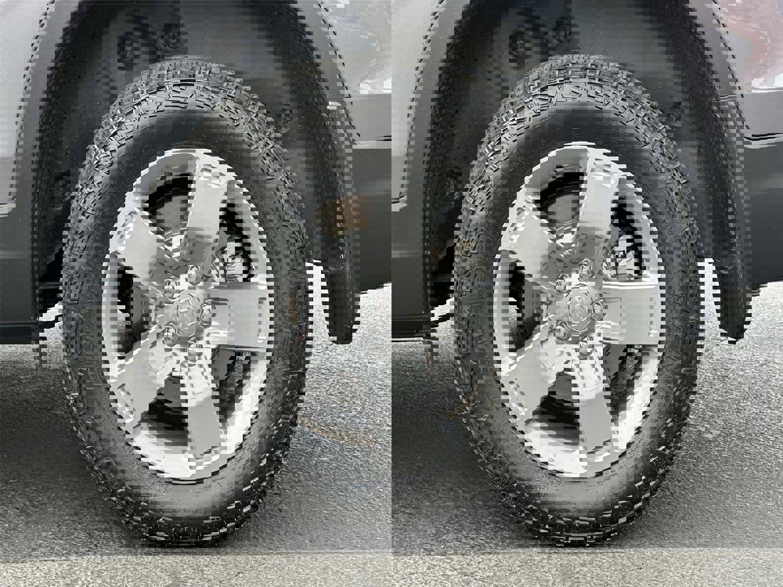 Used 2025 Honda Ridgeline TrailSport image 8