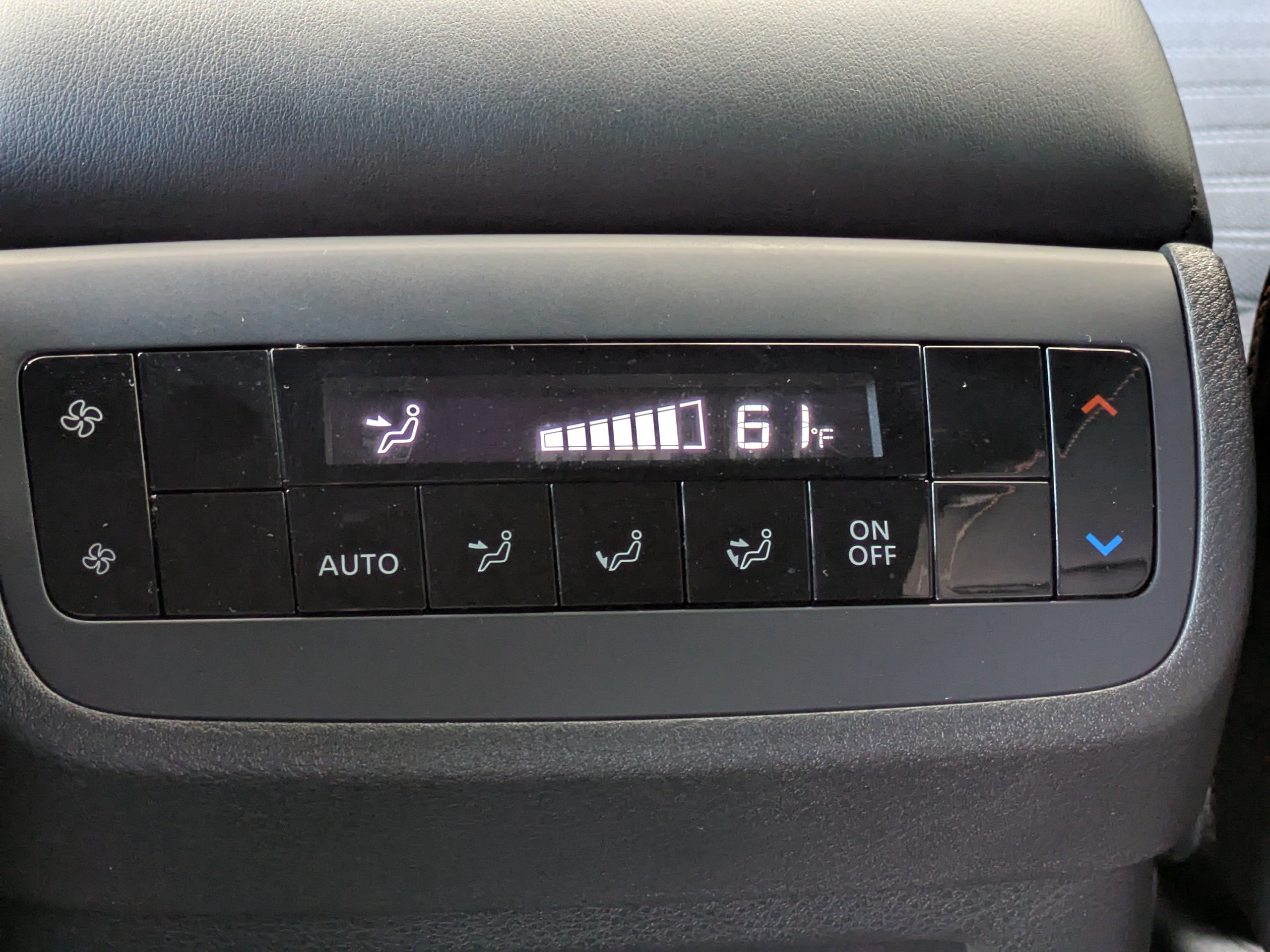 Used 2024 Nissan Pathfinder Rock Creek AWD/4WD image 18