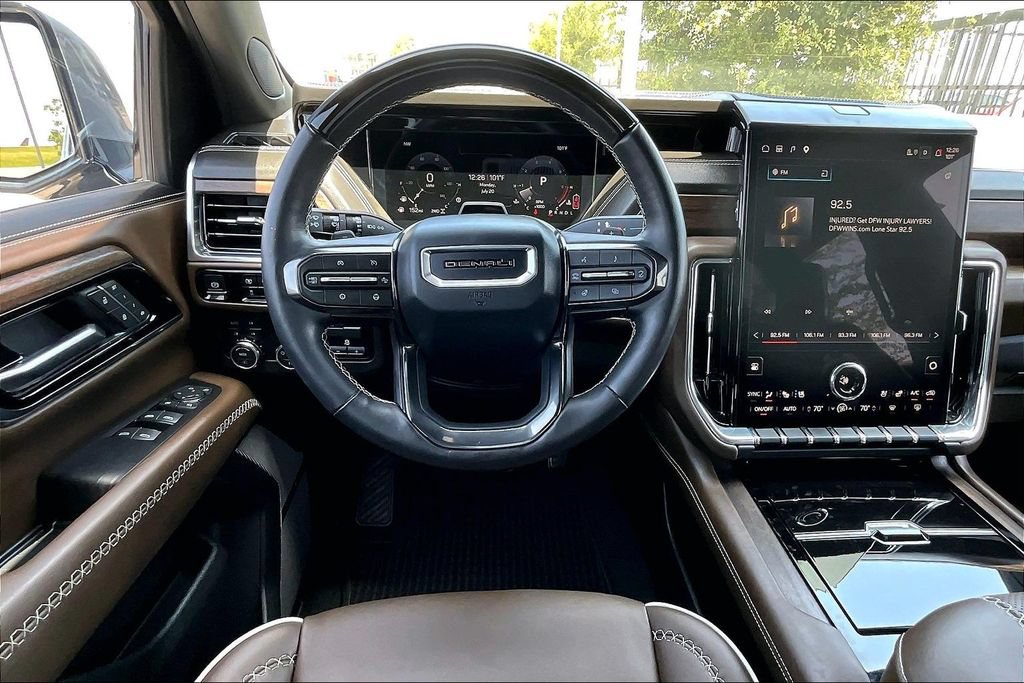 Used 2025 GMC Yukon XL Denali Ultimate AWD/4WD image 6
