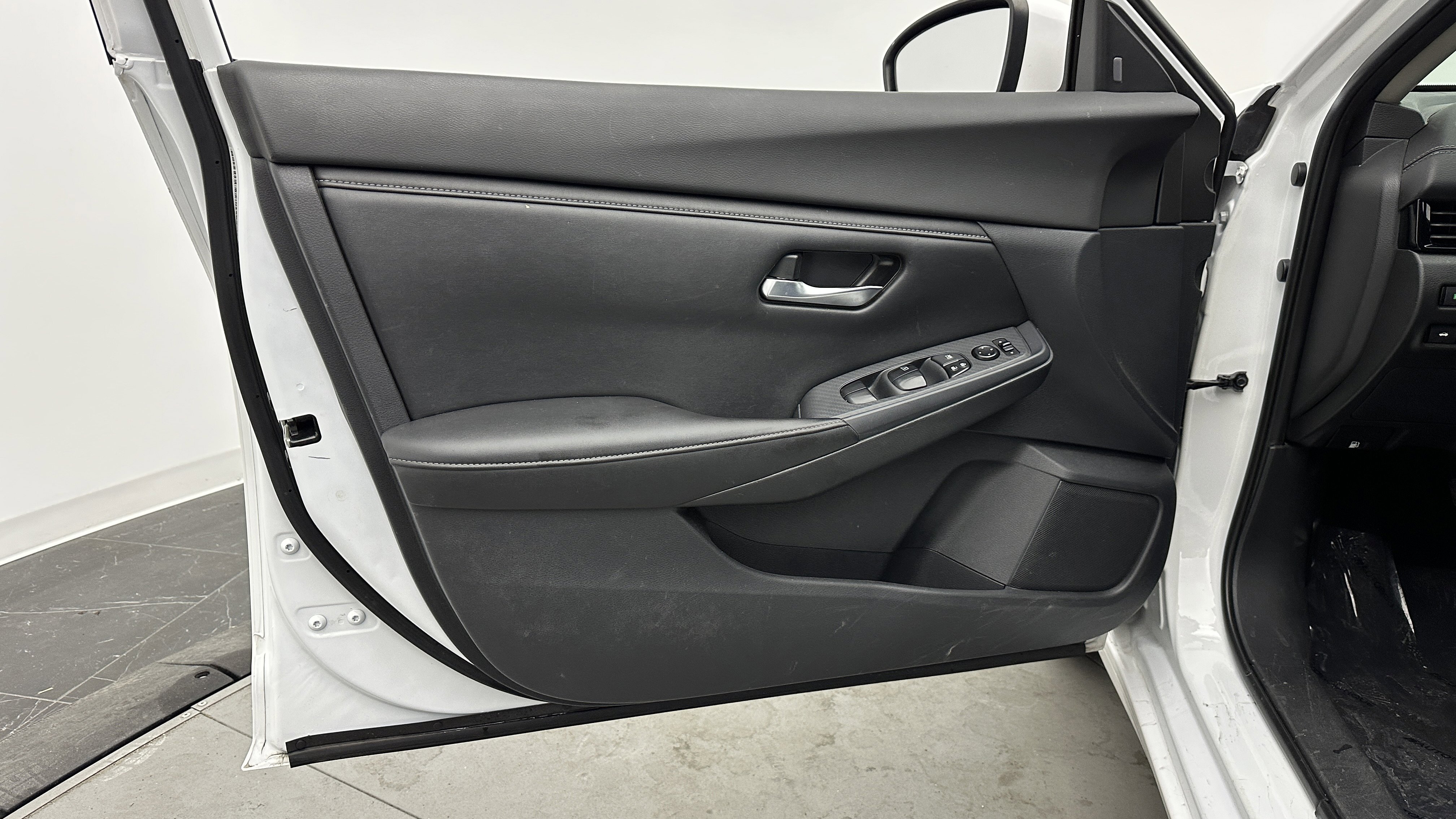 Used 2021 Nissan Sentra SV image 8