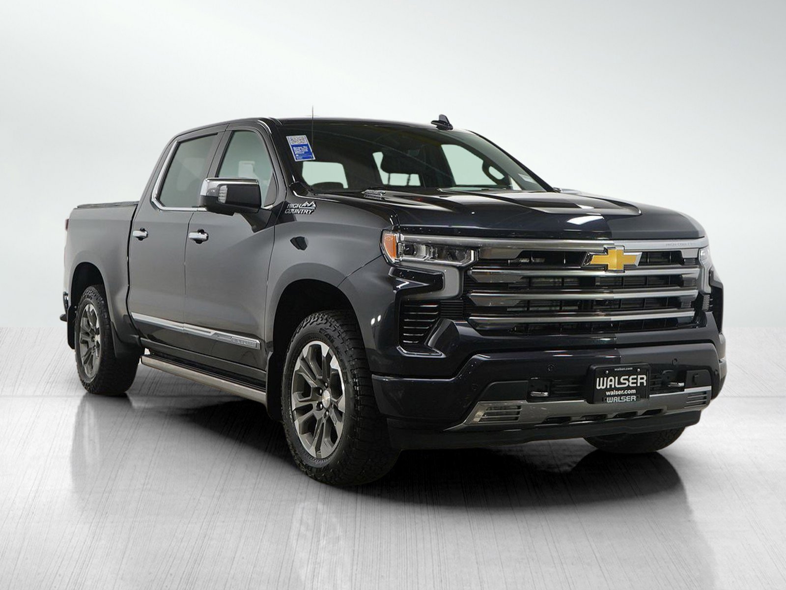 Used 2023 Chevrolet Silverado 1500 High Country w/ Technology Package image 7