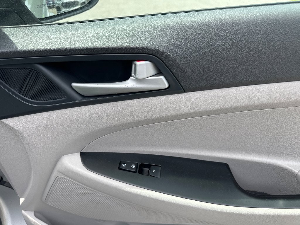 Used 2021 Hyundai Tucson SE FWD image 22