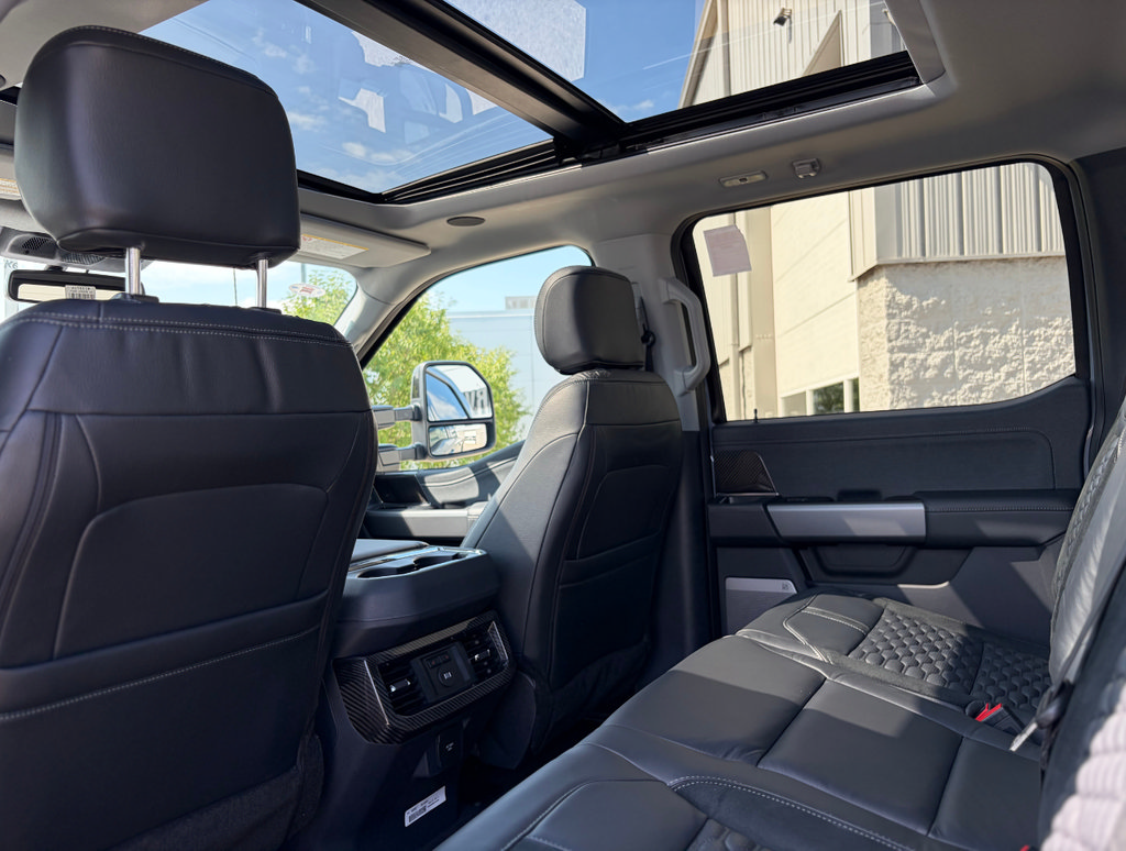 New 2026 Ford F250 Lariat w/ Black Appearance Package AWD/4WD image 23