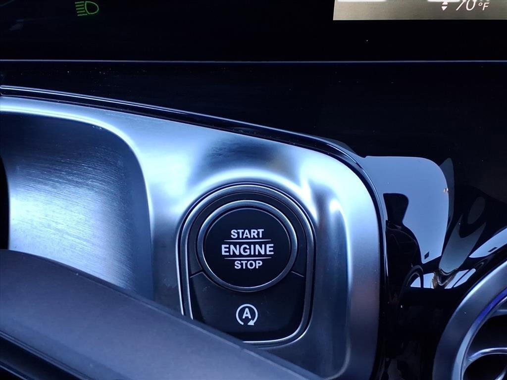 Used 2022 Mercedes-Benz GLB 250 4MATIC image 26