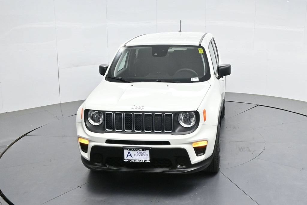 Used 2023 Jeep Renegade Latitude AWD/4WD image 48