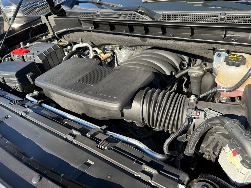 Used 2025 Cadillac Escalade Premium Luxury image 26