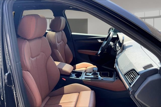 Certified 2023 Audi Q5 e Premium Plus w/ Premium Plus Package AWD/4WD image 29