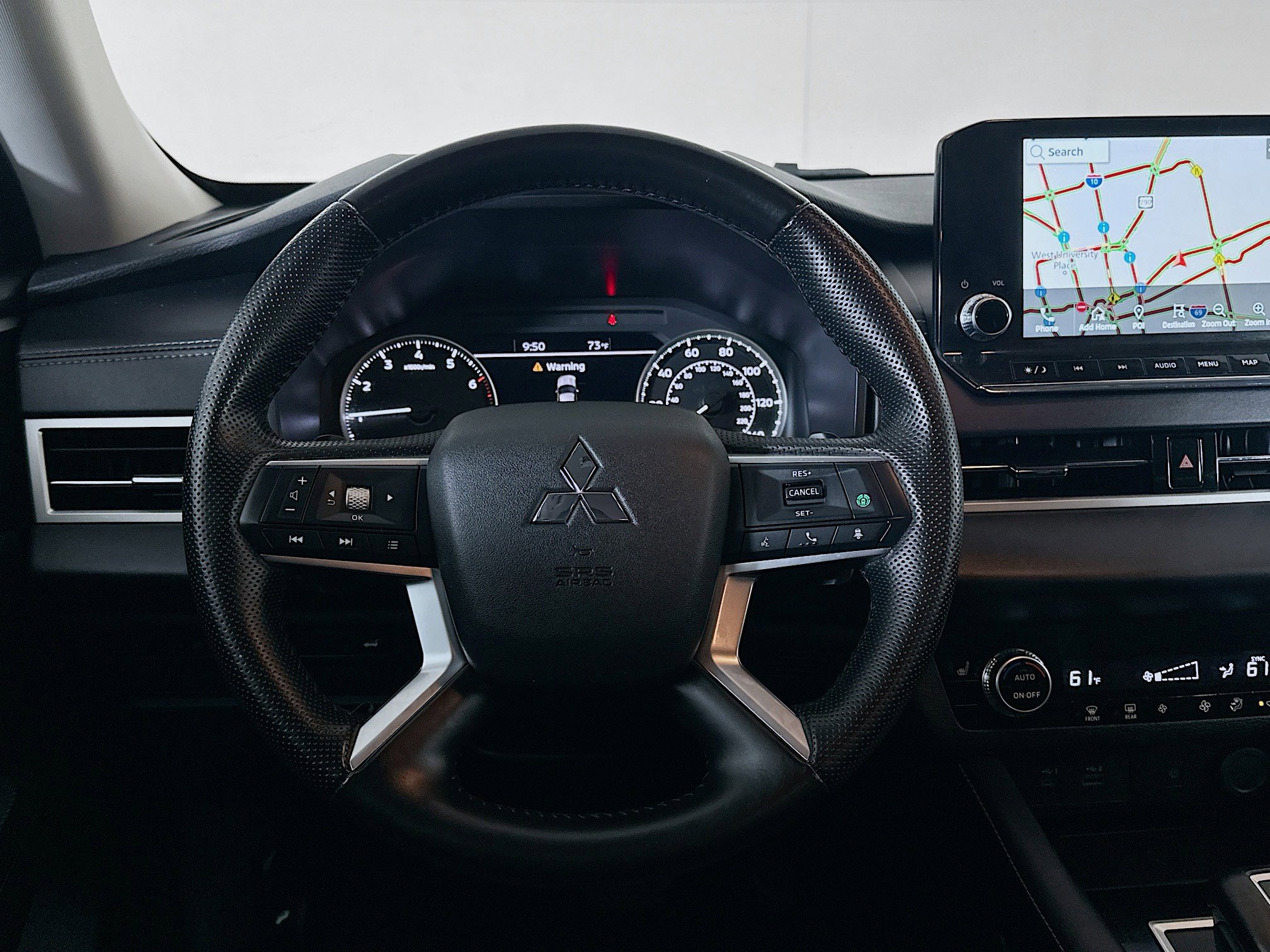 Used 2024 Mitsubishi Outlander SE image 18